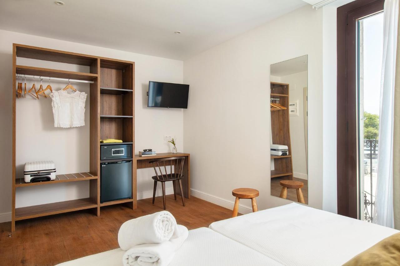 Som Nit Port Vell Hotell Barcelona Eksteriør bilde